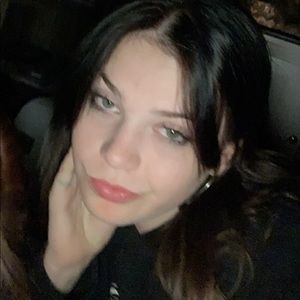 Meet your Posher, Georgia